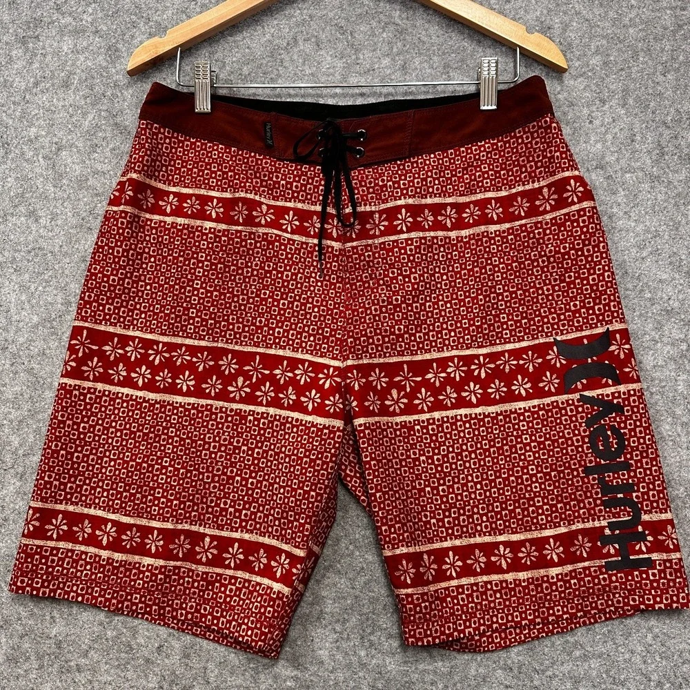 Hurley Boardshorts Mens 31 Red Cream Pattern Hurley Leg Logo Y2K Surf Swimwear